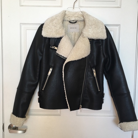 Blank NYC faux fur vegan leather moto jacket - Picture 4 of 8